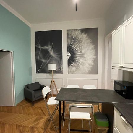 Flower Apartment Budapest Exterior photo